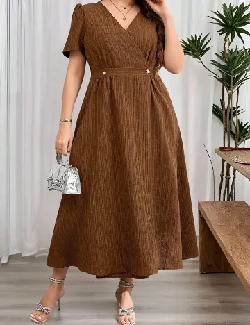 Rochie lunga SHEIN CURVE, maro Maro