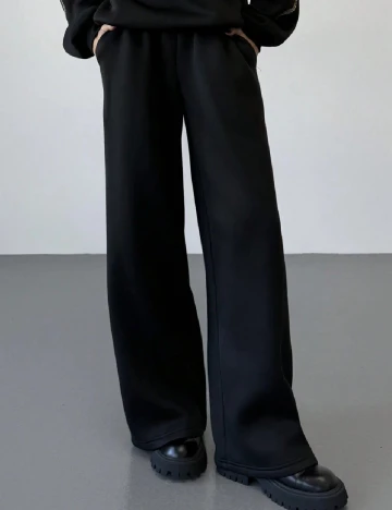 Pantaloni SHEIN, negru