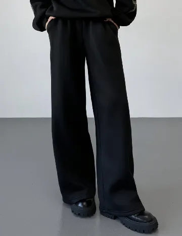 Pantaloni SHEIN, negru