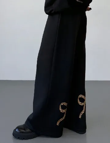 Pantaloni SHEIN, negru