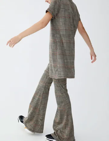 Pantaloni Pull&Bear, mix culori