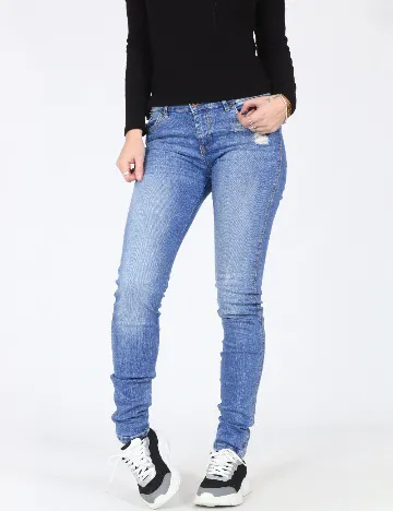 Blugi Bershka, albastru