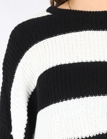 Pulover Bershka, alb/negru Negru