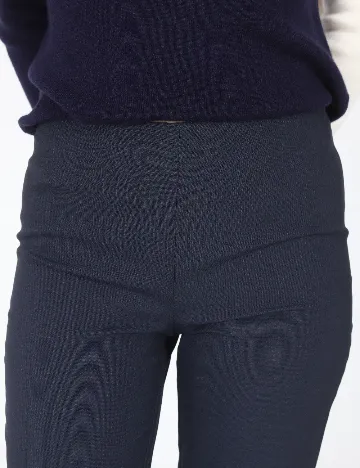 Pantaloni Bershka, bleumarin