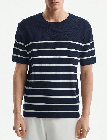 Tricou SHEIN, bleumarin