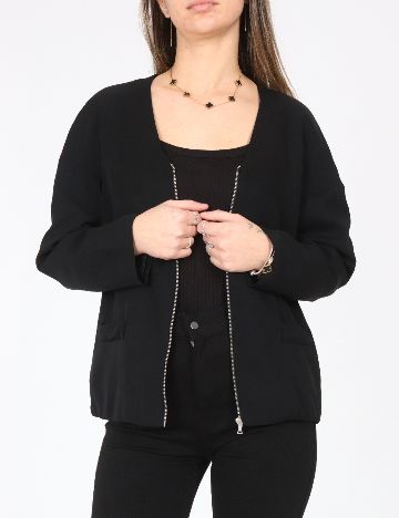 Jacheta Zara, negru