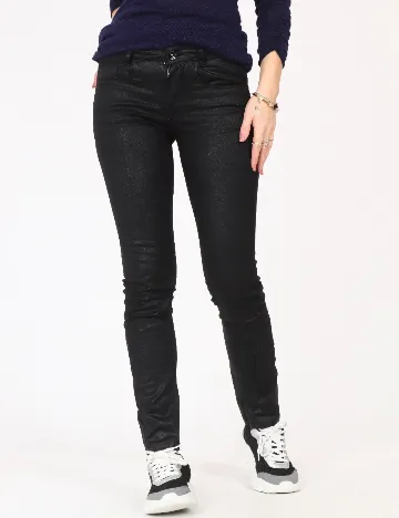 Pantaloni Bershka, negru