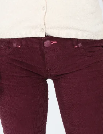 Pantaloni Bershka, mov