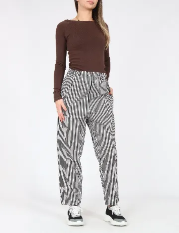 Pantaloni Zara, negru/alb Negru