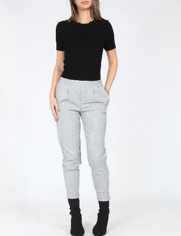 Pantaloni Bershka, gri