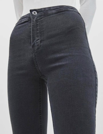 Blugi Bershka, gri inchis