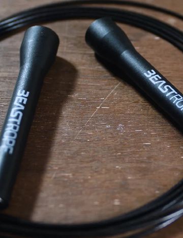 Coarda de sarit ajustabila Beast Gear, negru