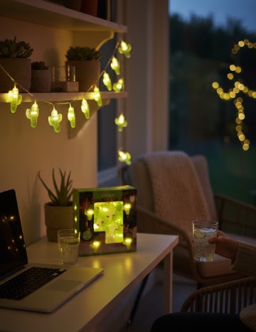 Ghirlanda luminoasa ACTION, verde