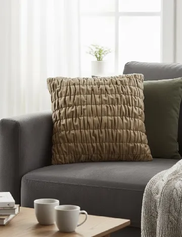 Fata de perna HOME, kaki