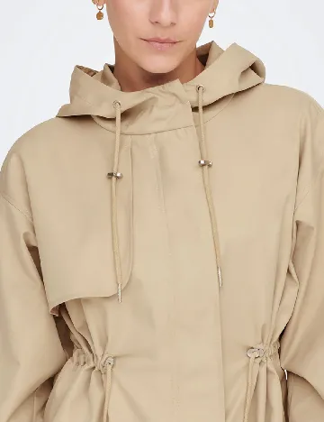 Jacheta Only, bej Crem