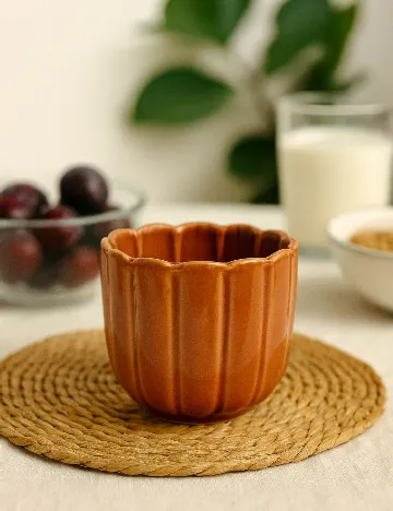 Pahar ACTION, maro Maro