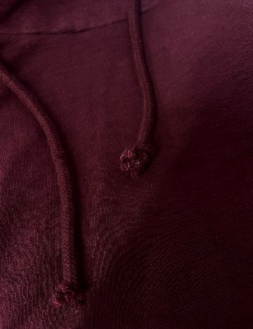 Hanorac Bershka, visiniu