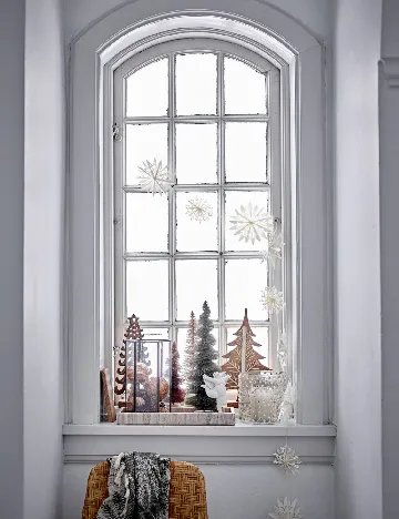 Brad decorativ din lemn de mango sculptat manual Bloomingville, maro