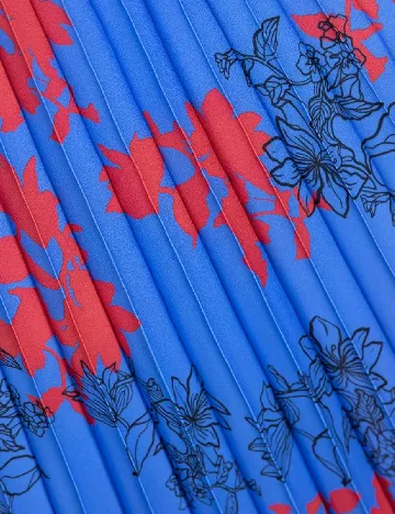 Fusta Bizuu, albastru