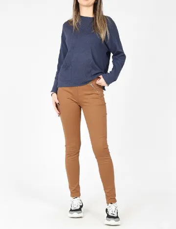 Pantaloni Bershka, maro