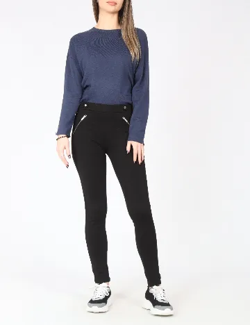 Pantaloni Bershka, negru