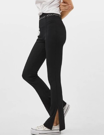 Pantaloni Bershka, negru