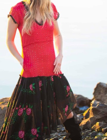 Rochie medie Savage Culture, rosu