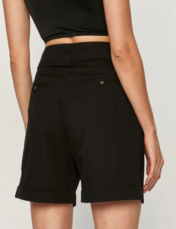 Pantaloni scurti Jacqueline de Yong, negru