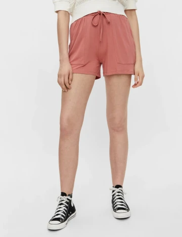 Pantaloni scurti Pieces, roz pudra