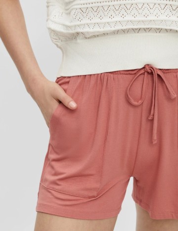 Pantaloni scurti Pieces, roz pudra
