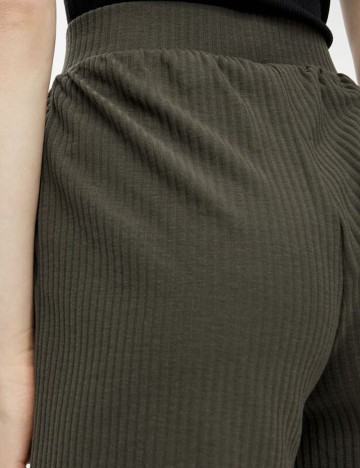 Pantaloni scurti Pieces, kaki
