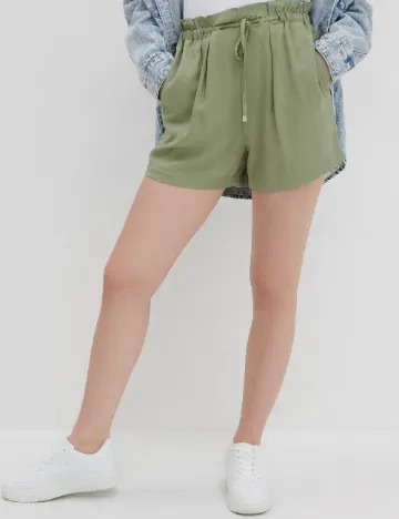 Pantaloni scurti House Brand, verde