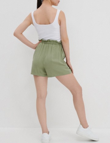 Pantaloni scurti House Brand, verde